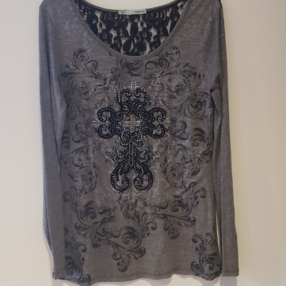 Long sleeve rhinestoned shirt